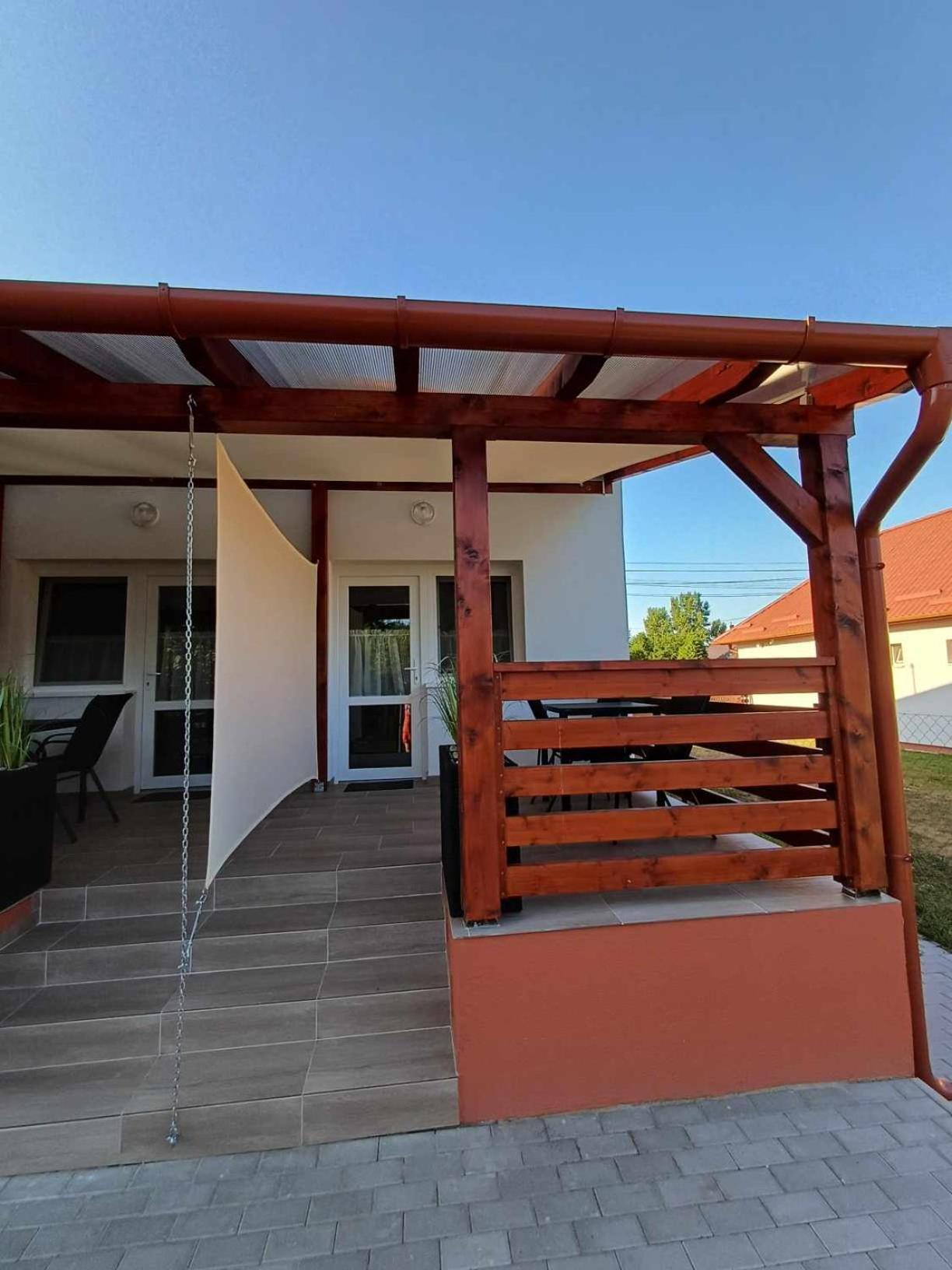 נג'קניז'ה Mini Zoo Apartman מראה חיצוני תמונה